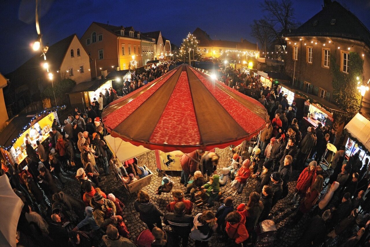 Sachsen Familienweihnachtsmarkt in Radebeul